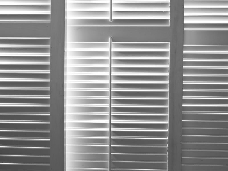 Shutter Reattachment in Overland Park, KS